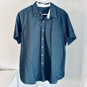 Gap Men’s Medium Navy Blue Stretch Denim Chambray Short Sleeve Button Front